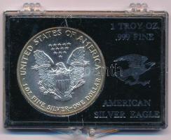 Amerikai Egyesült Államok 1992. 1$ Ag Amerikai Sas műanyag tokban T:1- patina  USA 1992. 1 Dollar Ag American Eagle Bullion Coin in plastic case C:AU patina  Krause KM# 273