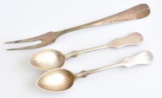 XIX. sz. vége. ezüst (Ag) evőeszközök. Jelzett, mesterjegyese, vegyes állapotban össz nettó 345 g