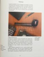 Robin Crole: A pipa. Egy nemes hagyomány tudománya és varázsa. Bp., 1999, Glória. Több mint 180 szín...