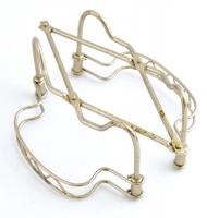 Kihajthatós fém edénytartó, 9,5x27x18 cm