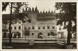 1927 Lőcse, Levoca; Turzov dom / Thurzó ház, Julius Wildfeuer, Mortenson üzlete / mansion, historical house, shops. Kopasz photo