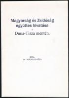 Szikszay Géza: Magyarság és Zsidóság együttes hivatása a Duna-Tisza mentén. Bp., 1938, Klein Miksa-ny., 27 p. Átkötött papírkötésben, foltos.