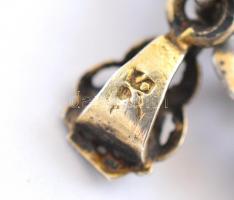 Ezüst(Ag) cizellált díszítésű képkeret/medál, jelzett, 5×4,5 cm, nettó: 8,73 g