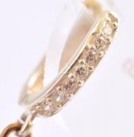 Ezüst(Ag) csepp alakú, köves fülbevalópár, jelzett, h: 4 cm, bruttó: 15,36 g