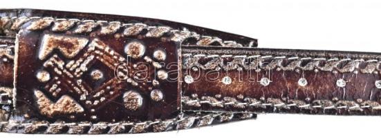 Wostok mechanikus, 18 köves karóra, bőr szíjjal, működő állapotban d: 30 mm