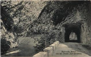 Jajce-Banjaluka, Malerische Motive von der Strasse / road, tunnel