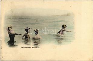 Baigneuses Mer calme / French ladies swimming in the calm sea, beach, bathers (EK)