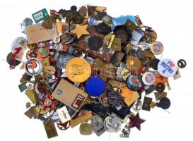 Több mint 300db-os, főleg jelvényekből, plakettekből és érmekből tétel T:vegyes More than 300pcs lot, with badges, plaques and medallions mostly C:mixed
