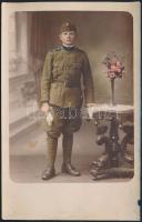 cca 1914 Fiatal katona, színezett fotó, 13×9 cm