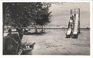 1938 Balatonkenese, strand, csúszda. Dulovits felvétele