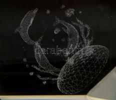 3D gravírozott üvegek, delfinek, és sárkány, kis karcolásokkal, 4x4x4 cm és 3x2x2 cm