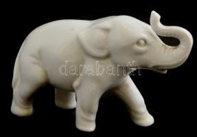 Wagner & Apel fehér mázas porcelán elefánt, jelzett, 7x10,5 cm