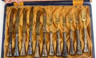 Ezüst nyelű süteményes villa és kés készlet 6 személyes, komplett, jelzett, sérült díszdobozban