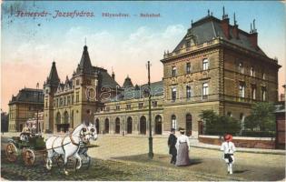 1916 Temesvár, Timisoara; Józsefváros, pályaudvar, vasútállomás. hintós montázs / Iosefin, railway station, montage with chariot
