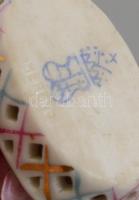 Herendi mini - és Ens rózsa, kézzel festettek, jelzettek, apró kopásnyomokkal, a herendi rózsákon le...