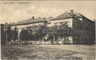 1906 Szolnok, gimnázium, kerékpár. Róth Dezső kiadása + SZOLNOK 1. sz. POSTAI ÜGYN. (EK)