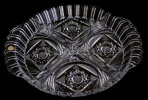 3 db kristály tál, váza. Négyrészes kínáló d: 30 cm, süteményes tál 38 cm, Váza 19 cm. Apró karcokka...