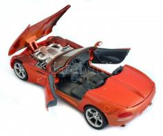 Maisto Dodge cabrio fém játékautó. Nyitható, 19 cm