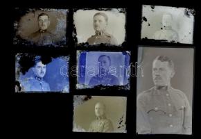 cca 1910-1930 Vegyes katonai üvegnegatív tétel, közte egy negatívval, 6+1 db, portré fotók, kettőn Éder Győző/Viktor (1890-1980) huszártiszttel (üvegnegatív és negatív), egy üvegnegatívon repedésekkel, közte kopott, foltos, 14+9 cm és 9x6 cm közötti méretben