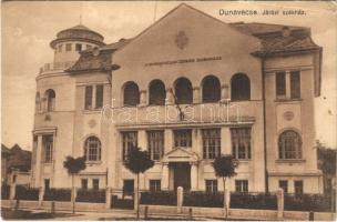 Dunavecse, Járási székház