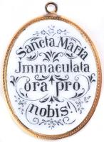 Szűz Mária Mariazell porcelán medál arany(Au) 14K kerettel, jelzés nélkül, 4×3 cm, bruttó: 10,97 g