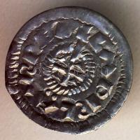 I. László 1077-95. Denár Ag ÉH. 15 T:2+ kis patina