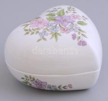 Zsolnay virágmintás szív alakú porcelán bonbonier, matricás, jelzett, hibátlan, 11x11,5 cm