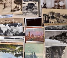 Kb. 100 db RÉGI képeslap: magyar és külföldi városok és motívumok / Cca. 100 pre-1945 postcards: Hungarian and European towns and motives