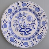 Villeroy & Boch porcelán kistányér. máz alatti kék festéssel, jelzett, hibátlan d: 20 cm