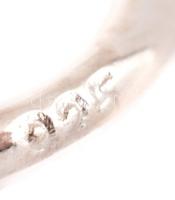 Ezüst (Ag) jáde és korall fülbevalópár, jelzett, h: 3,5 cm, bruttó: 4,04 g