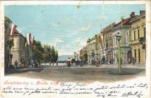 1902 Bród, Nagyrév, Slavonski Brod, Brod na Savi; Jelacicev trg / square with Hungarian flags / tér magyar zászlókkal (fa)