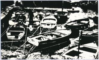 1977 Holnthoner Rita: Csónakok, feliratozott vintage fotóművészeti alkotás, a magyar fotográfia avantgarde korszakából, 24×14 cm
