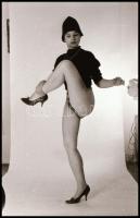 cca 1972 A három T-ből az első volt (Tiltott, Tűrt, Támogatott), szolidan erotikus felvételek, 21 db...