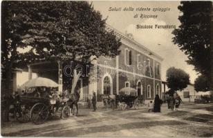 Riccione, Saluti dalla ridente spiaggia, Stazione Ferroviaria / railway station with horse chariots