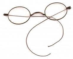 Régi, rézkeretes, drótszárú szemüveg 12 cm