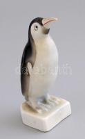 Aquincumi porcelán pingvin, kézzel festett, jelzett, hibátlan, m: 10,5 cm