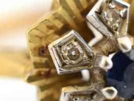 Arany (Au) gyűrű 14 K zafirral és brillekkel. Jelzett Bruttó 6,32 g, m: 54