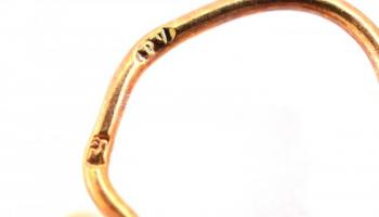 14 K arany (Au) fülbevaló pár zafirral, jelzett, 2,6 g