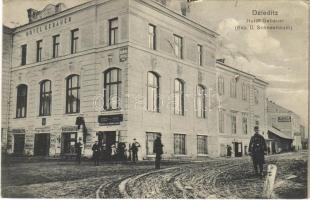 1915 Dziedzice, Dzieditz (Czechowice-Dziedzice); Hotel Gebauer (Bes. D. Schneebaum), Apotheke / street view, hotel, restaurant, pharmacy, K.u.K. soldier (tiny hole)