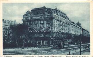 Budapest V. Dunapalota, Grand Hotel Donaupalast, villamos (EB)
