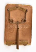 Régi, réz kisméretű asztali fénykép tartó egy fényképpel 4,5x7 cm