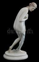 Herendi porcelán akt, kézzel festett, jelzett, kis kopásnyomokkal, m: 29,5 cm
