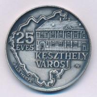 Képíró Zoltán (1944-1981) 1979. MÉE "25 éves Keszthely város" ezüstpatinázott Br emlékérem (42,5mm) T:1-  Adamo KE17