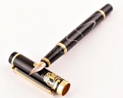 Töltőtoll 22K tollheggyel, jó állapotban, h: 14 cm