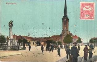 Érsekújvár, Nové Zámky; Kossuth Lajos tér, templom, Szentháromság szobor / square, church, Trinity statue (EK)