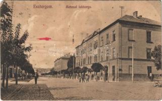 1913 Esztergom, Katonai laktanya. Szőllősy Testvérek kiadása (EM)