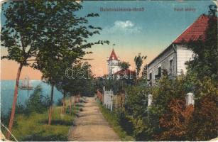 Balatonszemes, Felső sétány, villa (EK)