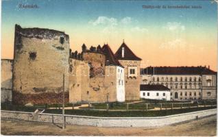 Késmárk, Kezmarok; Thököly vár és kereskedelmi iskola. Feitzinger Ede kiadása No. 541. / castle, school
