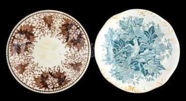 2 db Amberg fajansz tányér. Kézzel festett, jelzett, kopásokkal. d: 19 cm