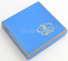 Herendi Porcelángyár emléktál, biszkvit/fehér mázas, hibátlan, jelzett, eredeti dobozában, d: 15 cm ...